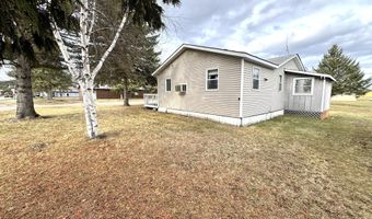 115 1st St SE, Akeley, MN 56433