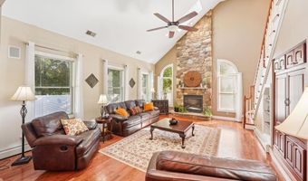 6139 PALOMINO Dr, Allentown, PA 18106