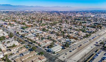 8464 California Ave, South Gate, CA 90280
