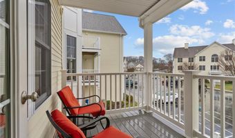 40 Saw Mill Dr 203, North Kingstown, RI 02852