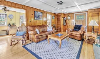 39 Cedar Dr, Danbury, CT 06811