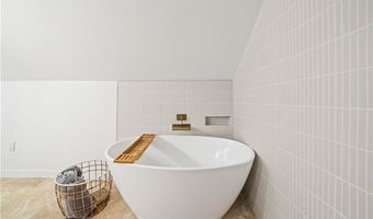 825 Victory Hwy, Burrillville, RI 02839