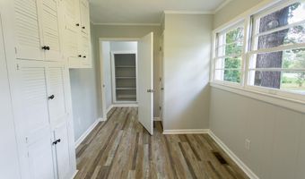 2623 Hatch Pkwy N, Baxley, GA 31515