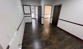 2500 W Broad 412, Athens, GA 30606