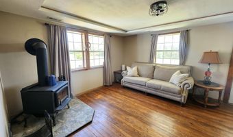 16090 Farm Road 2130, Aurora, MO 65605