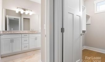 48 Creekside View Dr, Asheville, NC 28804