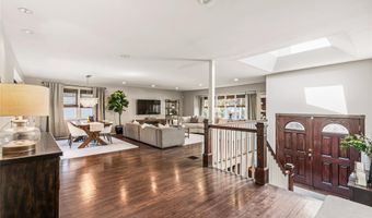 95 The Dell, Albertson, NY 11507