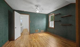 15596 Thomas Ave, Allen Park, MI 48101