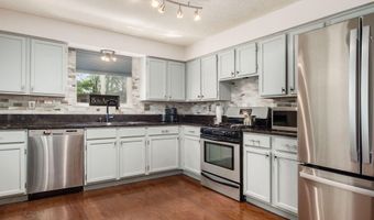 918 Timothy Dr, Columbus, OH 43230