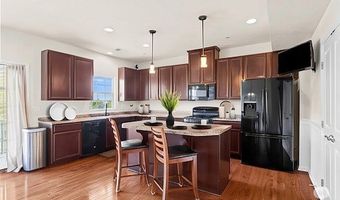 302 Pointe View Dr, Adams Twp., PA 16046