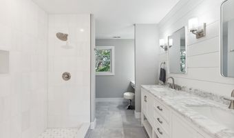515 Sandalwood Rd, Villas, NJ 08251
