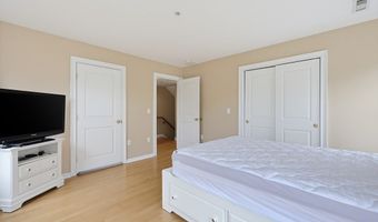 12 Honora Ln 12, Bourne, MA 02532