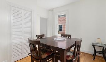 53 Warner St, Newport, RI 02840