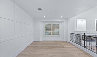 4065 Abernethy Forest Pl, Las Vegas, NV 89141