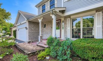 1967 N Woodland Ln, Arlington Heights, IL 60004