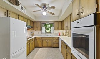 618 Mellowood Dr, Indianapolis, IN 46217
