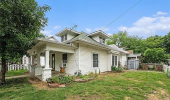 614 S 7th St, Atchison, KS 66002