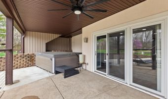 3144 Windmill Ct, Adrian, MI 49221