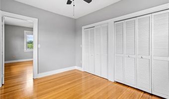 291 Maple Ave 2, Barrington, RI 02806