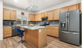 3180 Toopal Dr, Oceanside, CA 92058