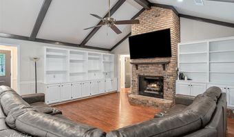 102 Pinehurst Pl, Benton, LA 71006
