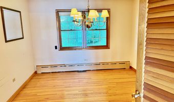 97 Middle River Rd, Danbury, CT 06811