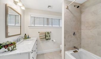 27 Beryl St, Boston, MA 02131