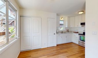56-277 Maunuunu St, Kahuku, HI 96731