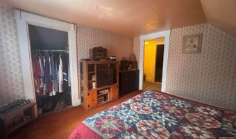 121 Main Rd, Abbot, ME 04406