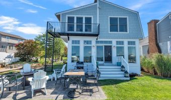 1069 SHORE ACRES Rd, Arnold, MD 21012