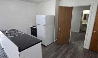105 N 4th St, Beatrice, NE 68310