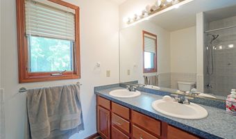 23 Forrester Ct, Amherst, NY 14228