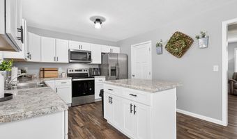 225 Peach St, Baxter, TN 38544