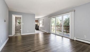 1109 Waterbury Rd APT 1A, Cheshire, CT 06410