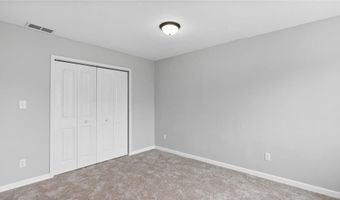 15365 Eagle Creek Way, Apple Valley, MN 55124