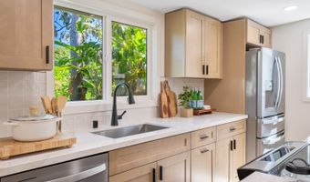 61-286 Kamehameha Hwy, Haleiwa, HI 96712