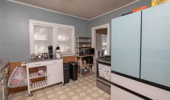 928 Bridge Ave, Albert Lea, MN 56007