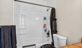 457 C St, Ashland, OR 97520