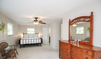 8069 Ashgrove Dr, Anderson Twp., OH 45244