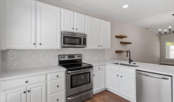 1505 Poets Glade Dr, Apex, NC 27523