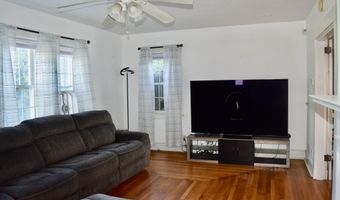 99 S Main St, Acushnet, MA 02743
