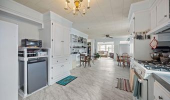 225 N 6th St, Aurora, NC 27806