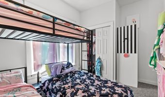 120 E PACIFIC St, Appleton, WI 54911