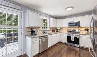 372 Jordan Rd, Ball Ground, GA 30107