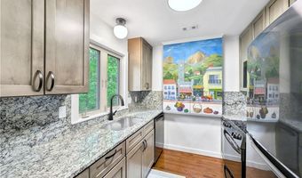 1 Mellor Ct, Bella Vista, AR 72715