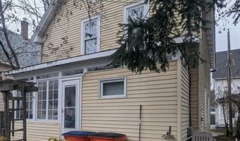 4 Scampini Sq, Barre, VT 05641