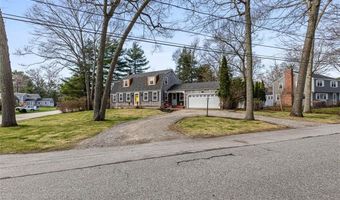 21 Old Chimney Rd, Barrington, RI 02806