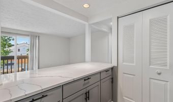 8384 BROCKHAM Dr 29/84K, Alexandria, VA 22309