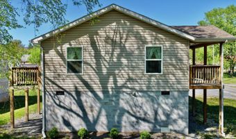 127 Calhoun St, Alderson, WV 24910