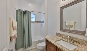 6016 SHADOWLAKE Dr, Apollo Beach, FL 33572